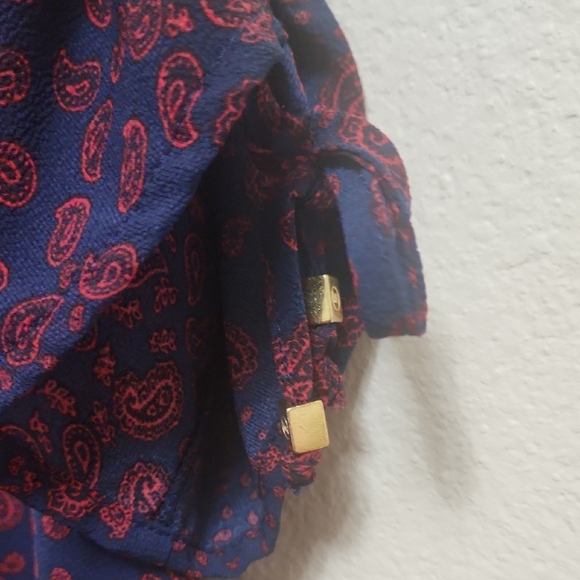 Michael Kors Paisley Blue and Red Short Sleeve Blouse Smocked Hem Women's Size M - Picture 6 of 12
